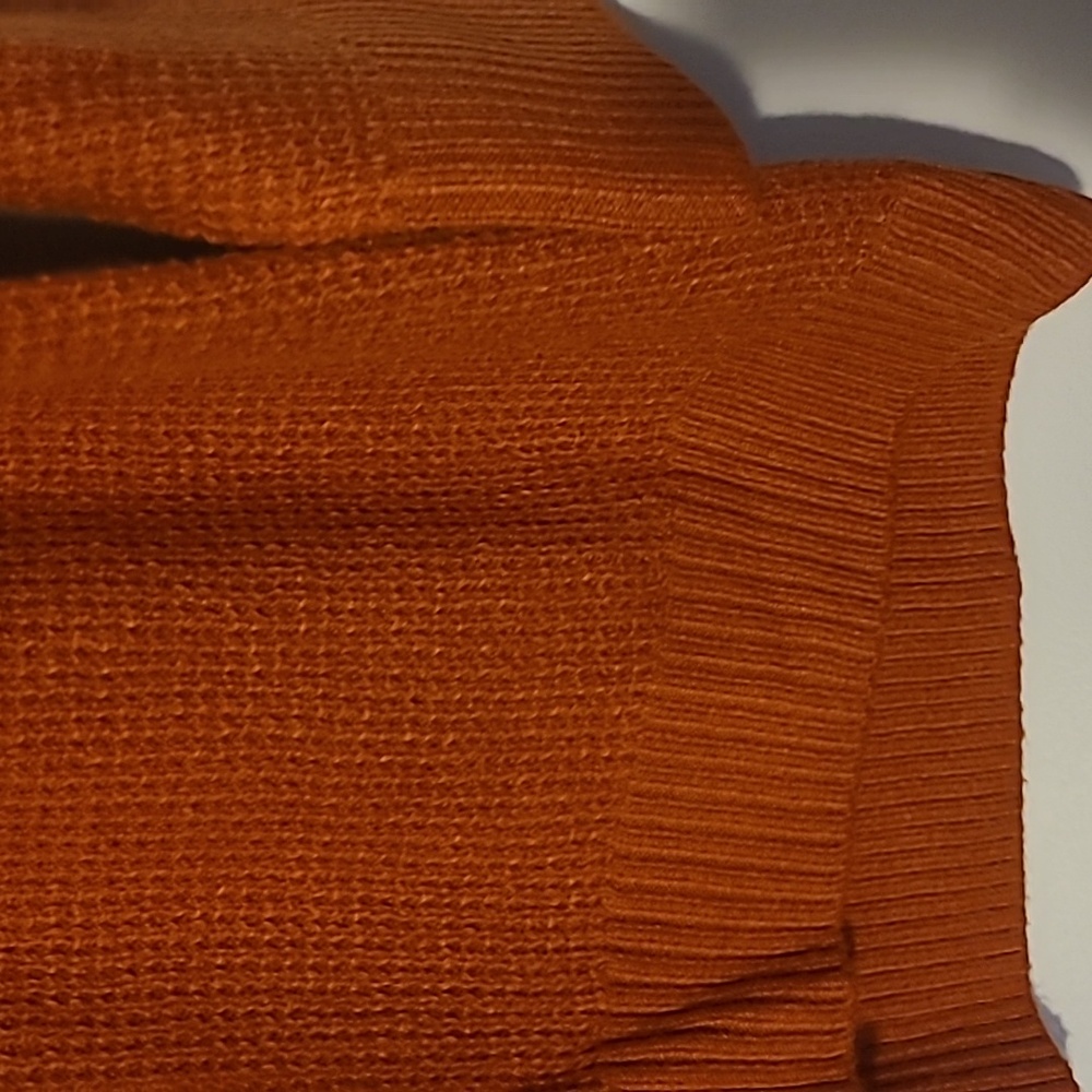Old Navy Women's Burnt Orange Sweater So Soft Size XL Nwot - Picture 4 of 8